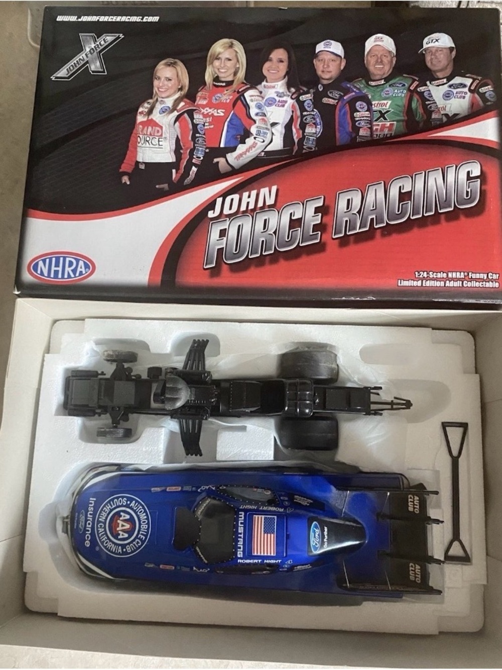 robert hight 2012 ford mustang funny car 1/24 diecast  NHRA Ltd 1 Of 510 READ
